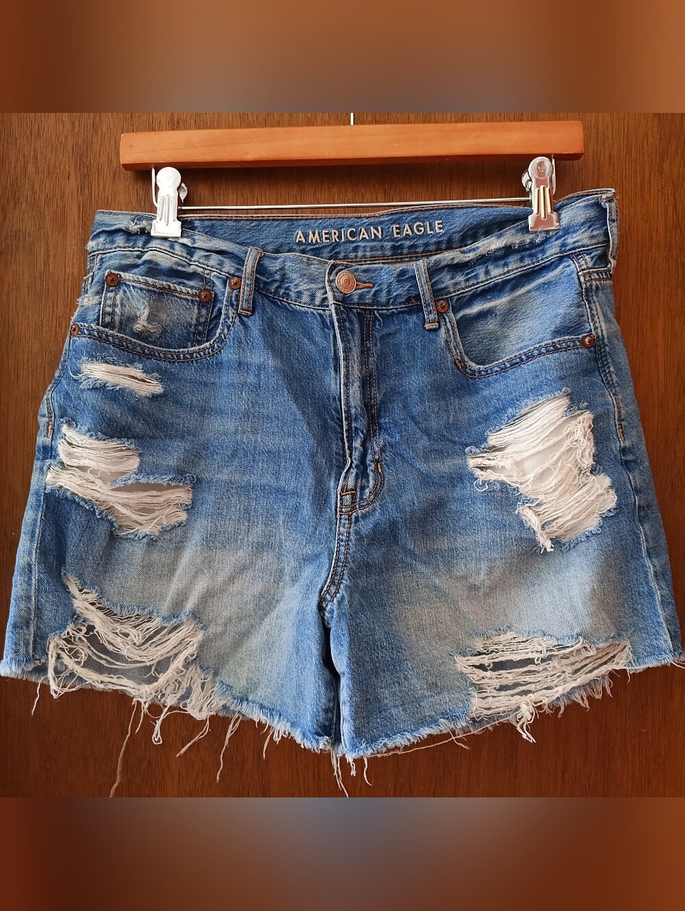 American Eagle Outfitters Light Blue Distressed Denim Shorts 10